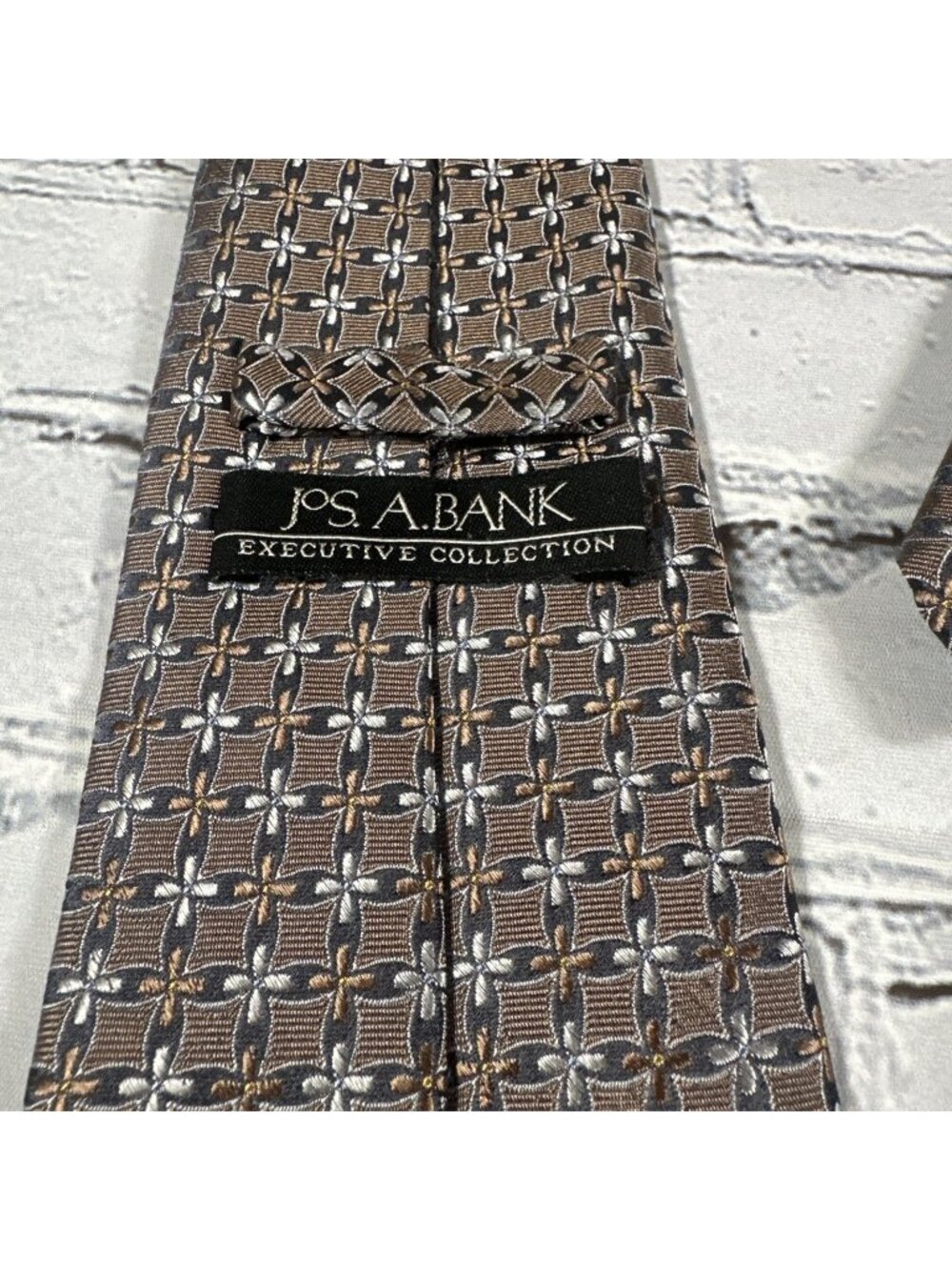 Jos. A. Bank Executive Collection 100% Silk Men’s Tie Brown Blue Geometric